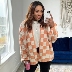 Checkered chunky cardigan
